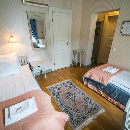 Karolineburg Manor House Hotel Каяани Экстерьер фото