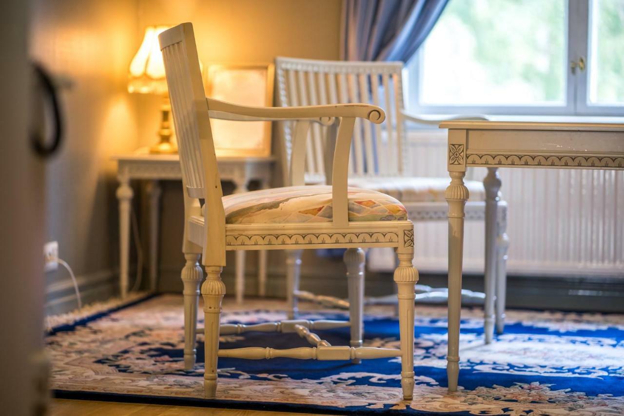 Karolineburg Manor House Hotel Каяани Экстерьер фото