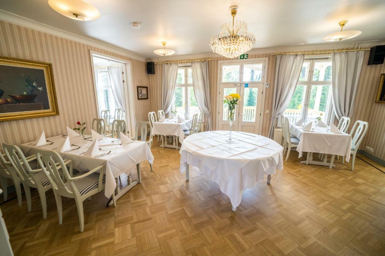 Karolineburg Manor House Hotel Каяани Экстерьер фото
